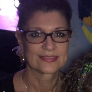 Meet your Posher, Cindy